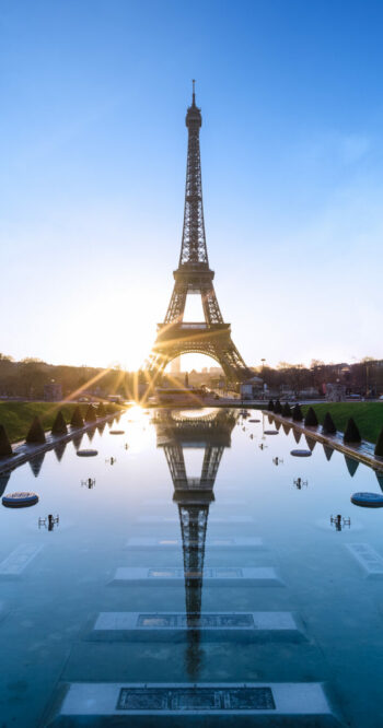 Eiffel Tower at sunrise from Trocadero Fountains. Tour Eiffel, Paris, France